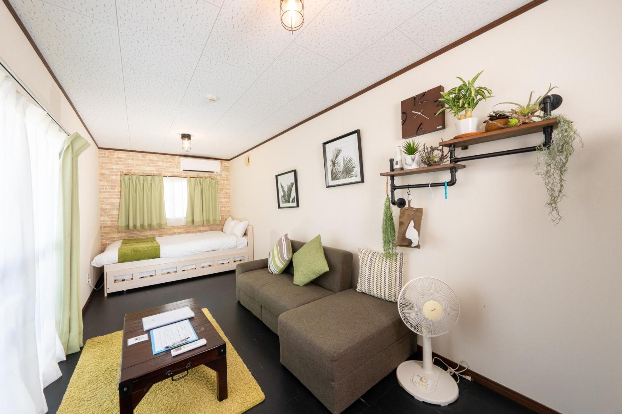 Ch Maezato Hotel Ishigaki  Buitenkant foto